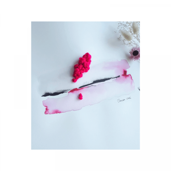 aquarelle abstraite brodée avec de la laine fushia