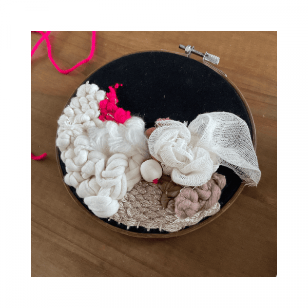 atelier tissage sur tambour avec Clarissa Vasté artiste textile